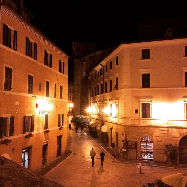 Appartamento Palazzo Sadun Pitigliano Exterior foto